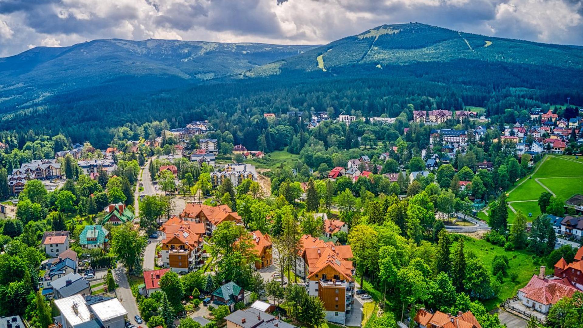 Apartamenty Z Basenem I Saunami Stone Hill Resort II Vip Centrum By Royal Aparts Szklarska Poręba Exteriör bild