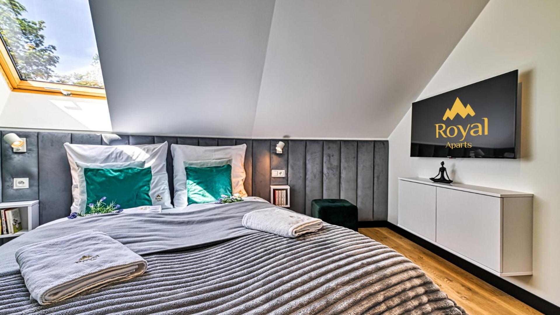 Apartamenty Z Basenem I Saunami Stone Hill Resort II Vip Centrum By Royal Aparts Szklarska Poręba Exteriör bild