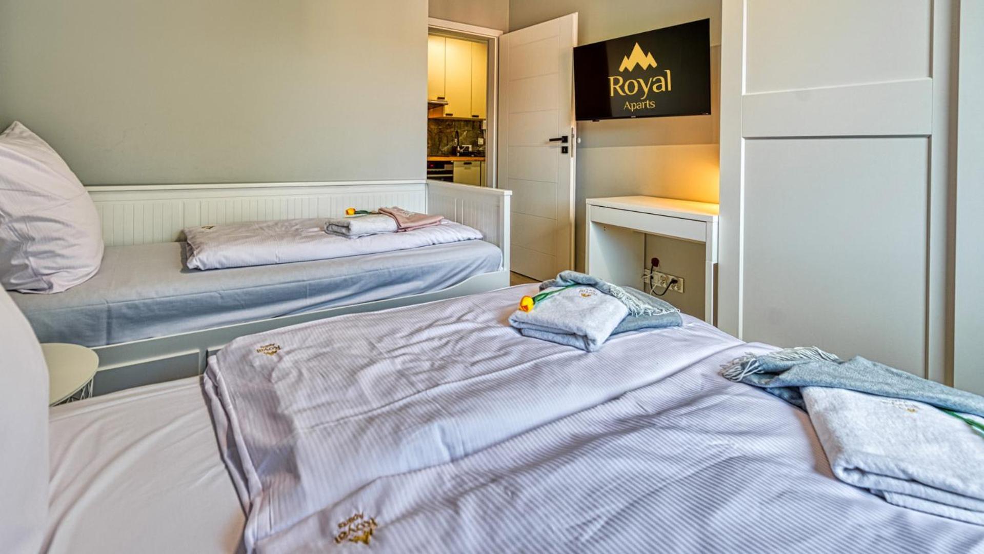 Apartamenty Z Basenem I Saunami Stone Hill Resort II Vip Centrum By Royal Aparts Szklarska Poręba Exteriör bild