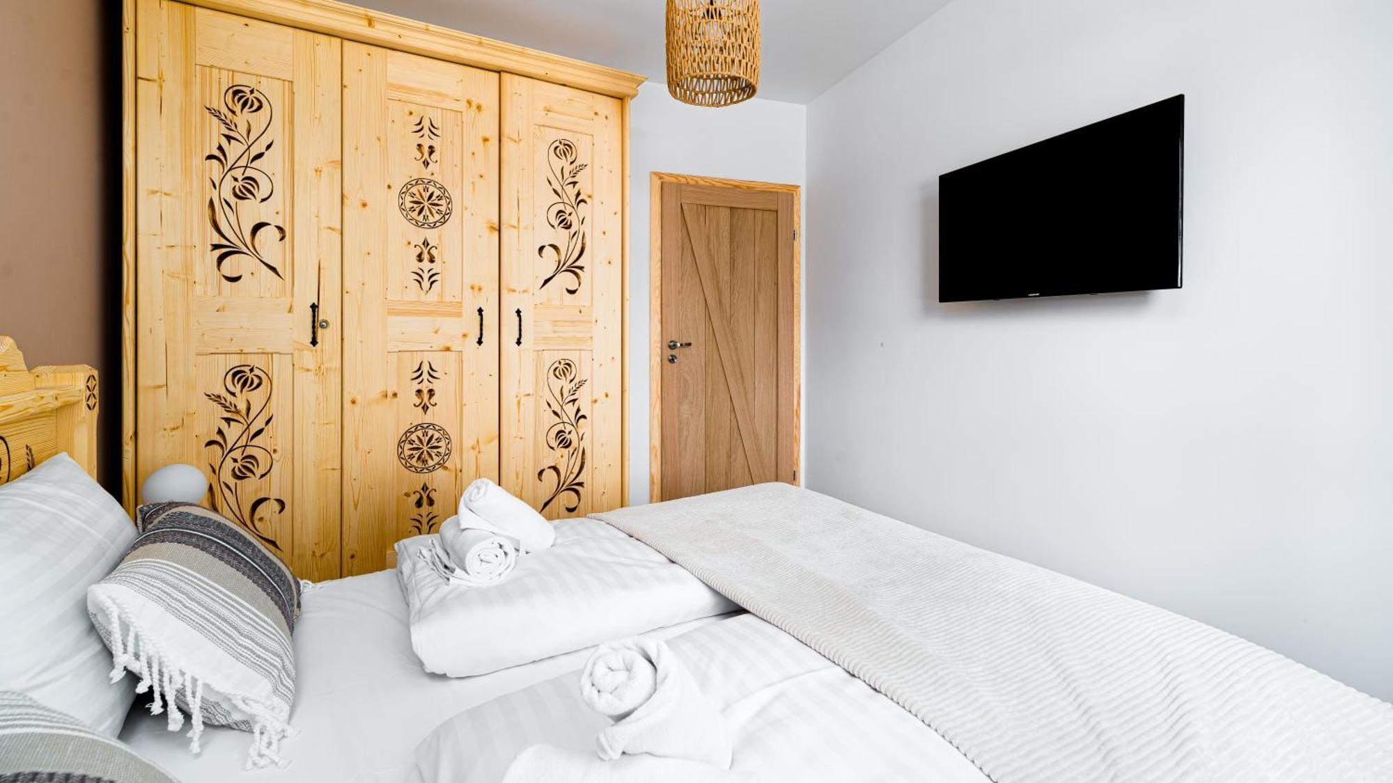 Apartamenty Z Basenem I Saunami Stone Hill Resort II Vip Centrum By Royal Aparts Szklarska Poręba Exteriör bild