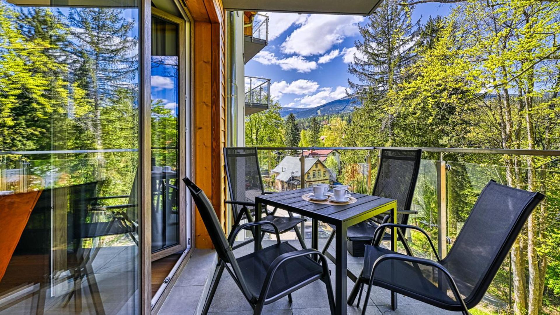 Apartamenty Z Basenem I Saunami Stone Hill Resort II Vip Centrum By Royal Aparts Szklarska Poręba Exteriör bild